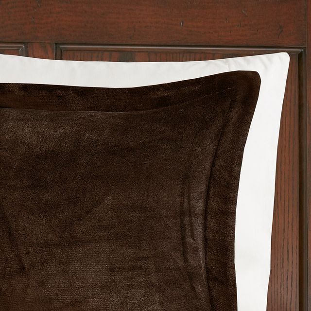 Olliix by Woolrich Alton Brown and Ivory Twin Plush to Sherpa Down Alternative Comforter Set-3