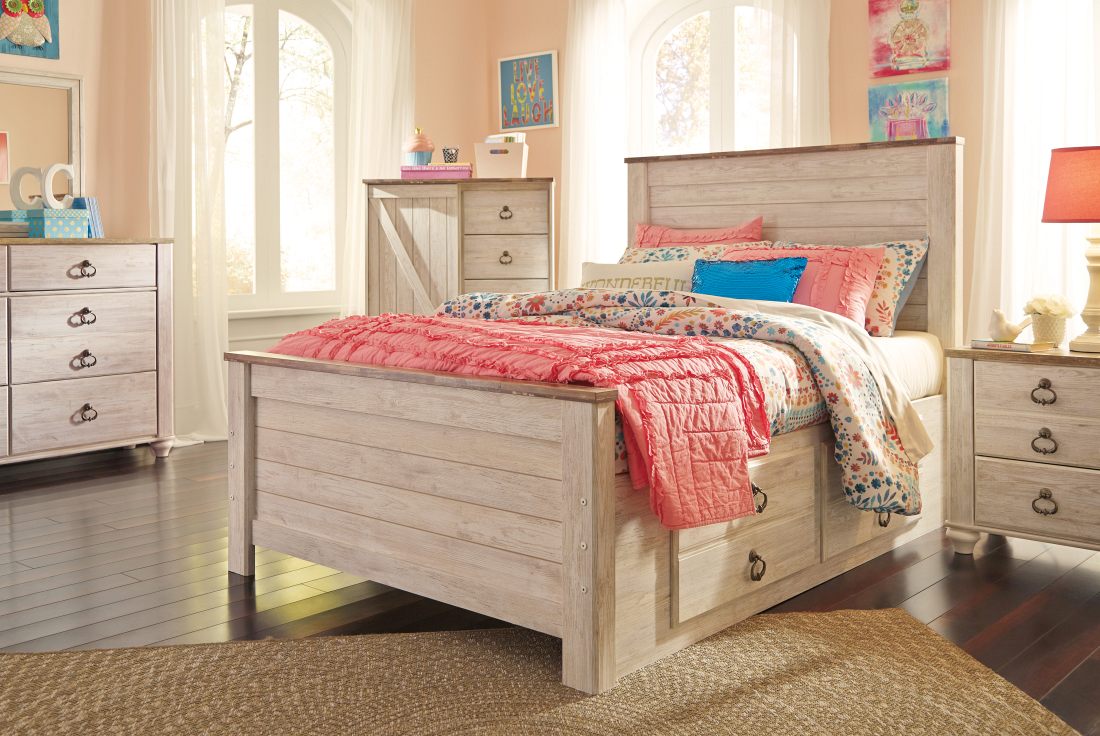 Willowton Panel Headboard With Bolt On Bed Frame - Thumbnail 4