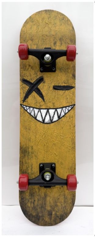 Classy Living Playful Skateboard Smile Wink Design Decko-Board Wall Art-0