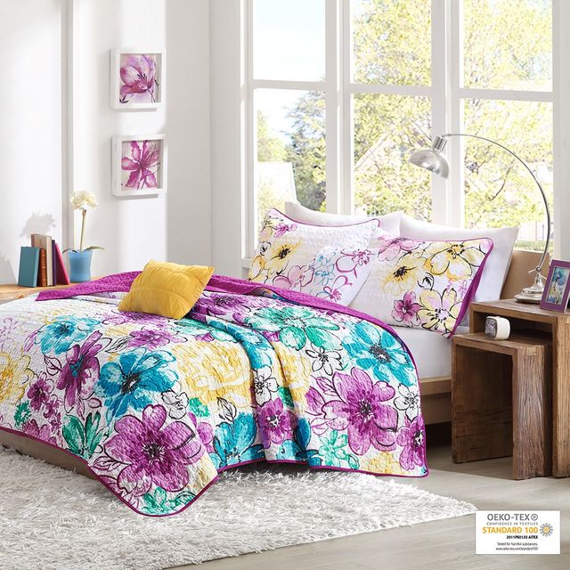 Olliix by Intelligent Design Olivia Blue Full/Queen Reversible Coverlet Set-0