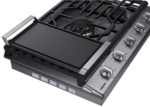 Samsung 30" Stainless Steel Gas Cooktop-6