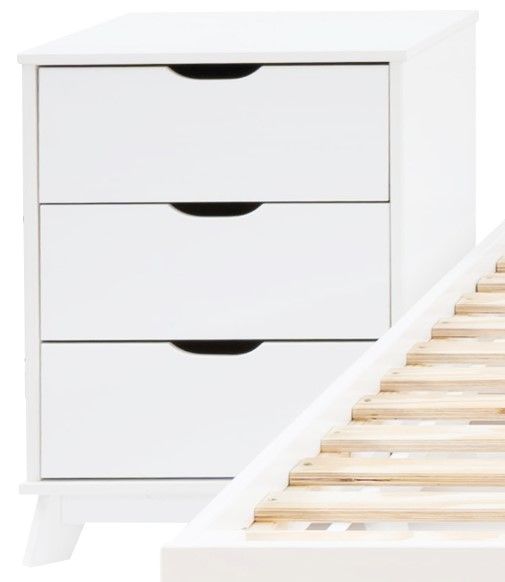 Powell® Portix 3-Piece White Queen Simple Bedroom Set-1