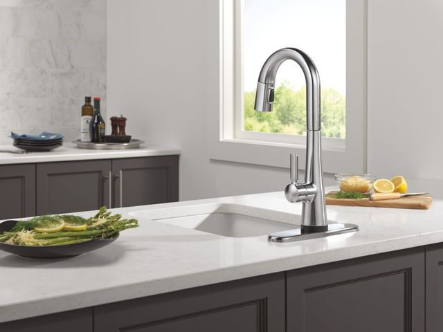Delta Monrovia® Lumicoat® Arctic Stainless Touch2O® Bar / Preparation Faucet with Touchless Technology-2