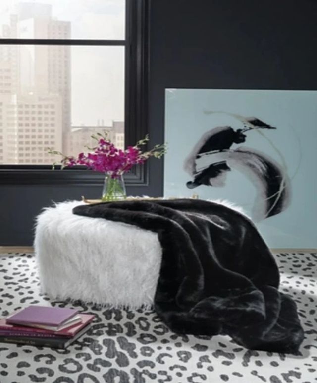 Signature Design by Ashley® Gariland Black Throw-2