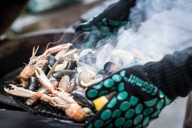 Big Green Egg® EGGmitt® High Heat BBQ Glove-1