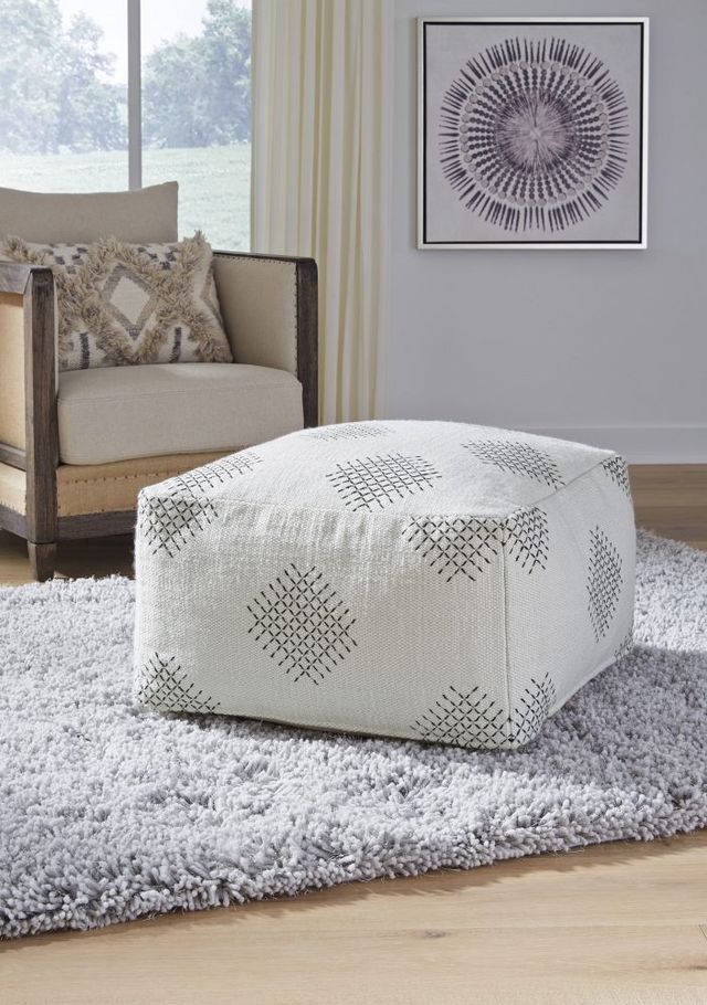 Signature Design by Ashley® Mabyn Ivory/Black Pouf-2