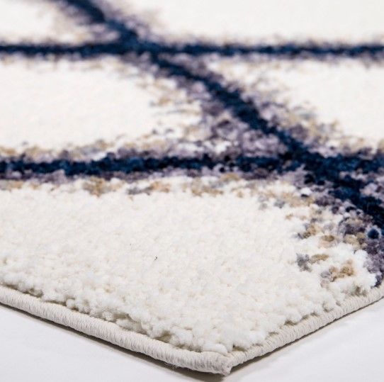 Orian Cotton Tail Line Trellis White 5'x8' Area Rug-1