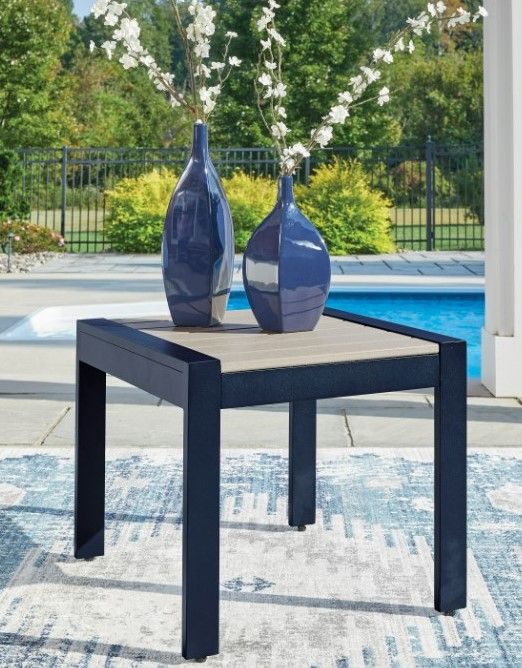 Signature Design by Ashley® Mabry Shores Driftwood Aluminum Outdoor End Table with Navy Blue Base-1