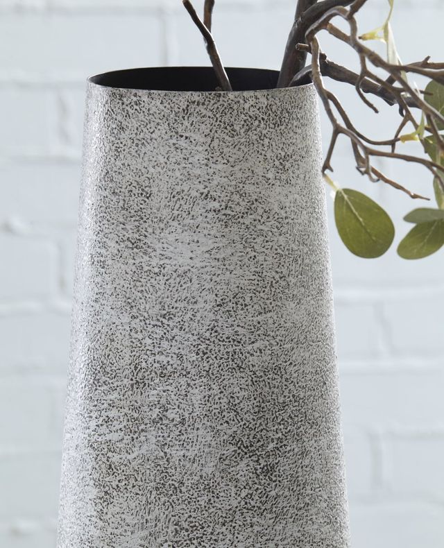 Signature Design by Ashley® Fynn Antique White Vase-2