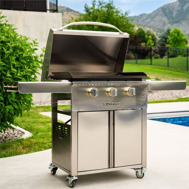 Blackstone® 3-Burner Stainless Steel Freestanding Liquid Propane Grill-4
