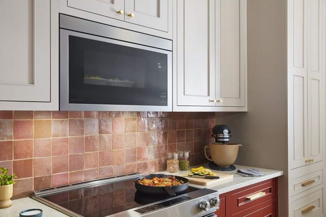 KitchenAid 30" Fingerprint Resistant Stainless Steel 1.1 cu. ft. Over the Range Microwave-5