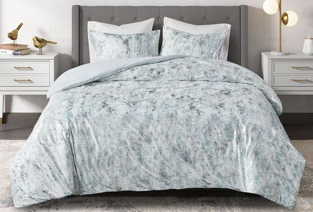 Olliix by CosmoLiving Pearl Aqua Full/Queen Metallic Printed Velvet Comforter Set-0