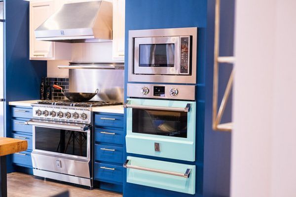 Hestan® KRG Series 36" Steeletto Pro Style Natural Gas Range with 12" Griddle-4