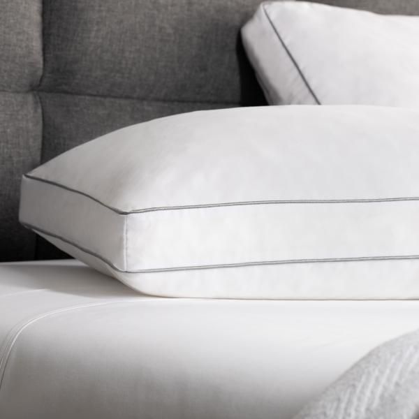Weekender™ Shredded Memory Foam Queen Pillow-3