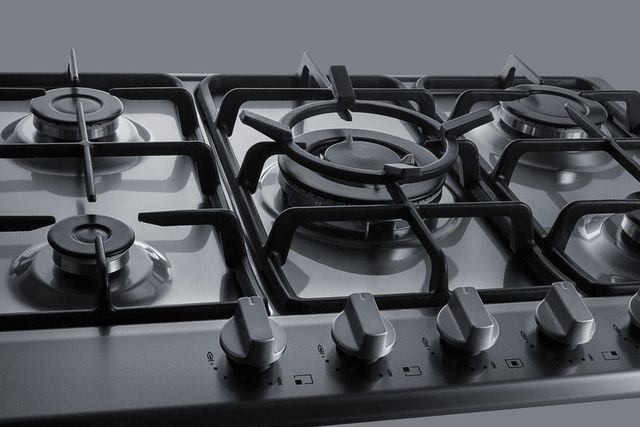 Summit® 27" Stainless Steel Gas Cooktop-2