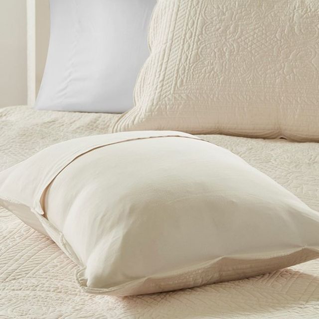 Olliix by Madison Park Cream Full/Queen Tuscany 3 Piece Reversible Scalloped Edge Coverlet Set-2