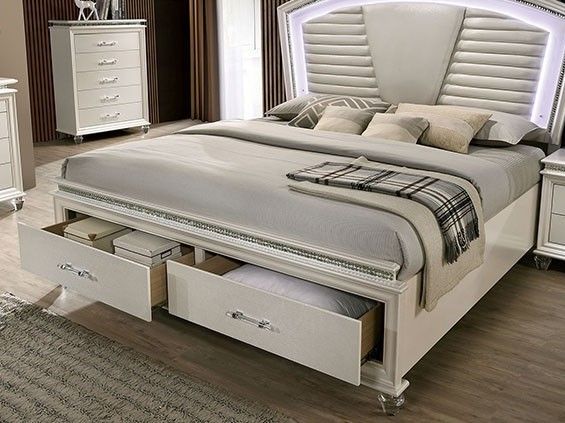 Furniture of America® Maddie 4-Piece Pearl White Queen Bedroom Set-2