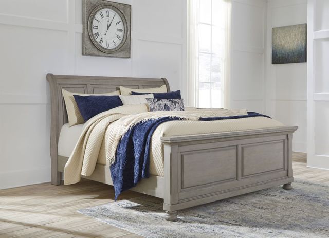 Signature Design by Ashley® Lettner Light Gray California King Sleigh Bed-3