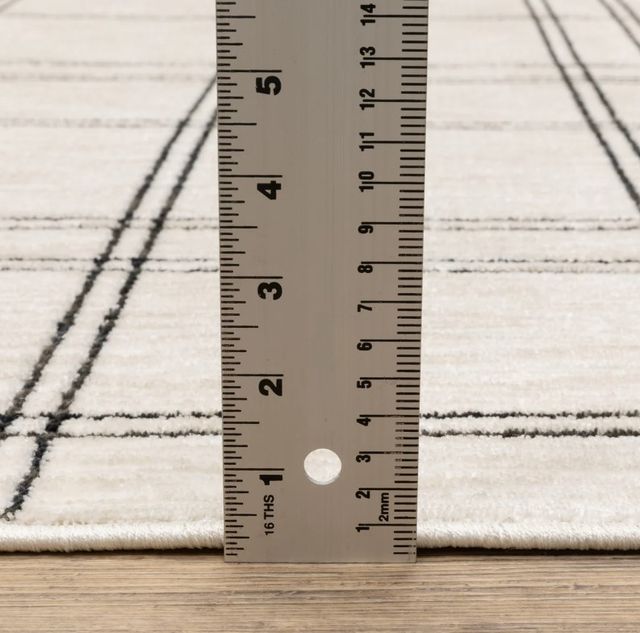 Oriental Weavers™ Hunter 5'x8' Style 6 Area Rug-2