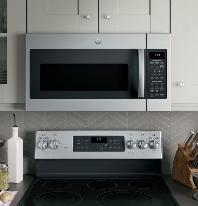 GE® 4 Piece Stainless Steel Kitchen Package-13
