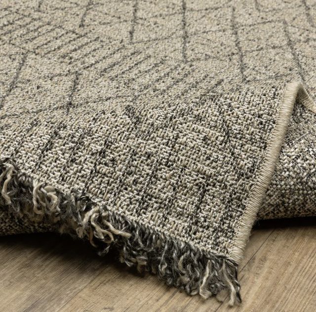 Oriental Weavers™ Gillian 5'x7' Style 10 Area Rug-4