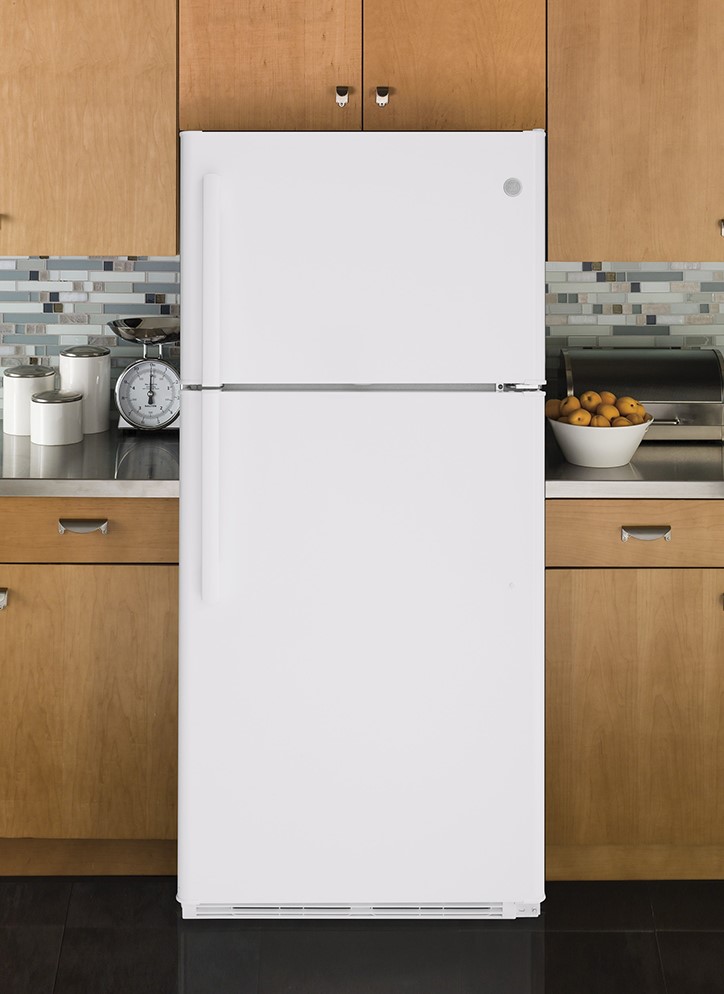 GE Refrigerator - Thumbnail 2