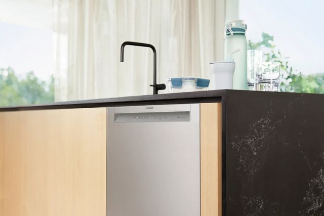 Bosch® 100 Series 24" Stainless Steel Front Control Built In Dishwasher-9