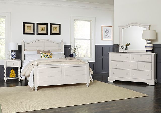 LM Co Home by Vaughan-Bassett Scotsman Cream Queen Post Arched Bed with Post Plank Footboard-1