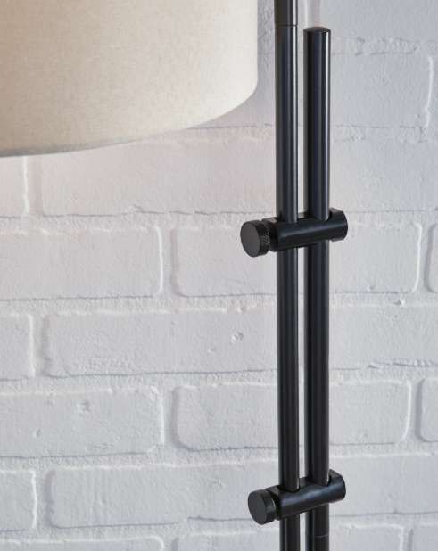 Signature Design by Ashley® Baronvale Black Floor Lamp-2
