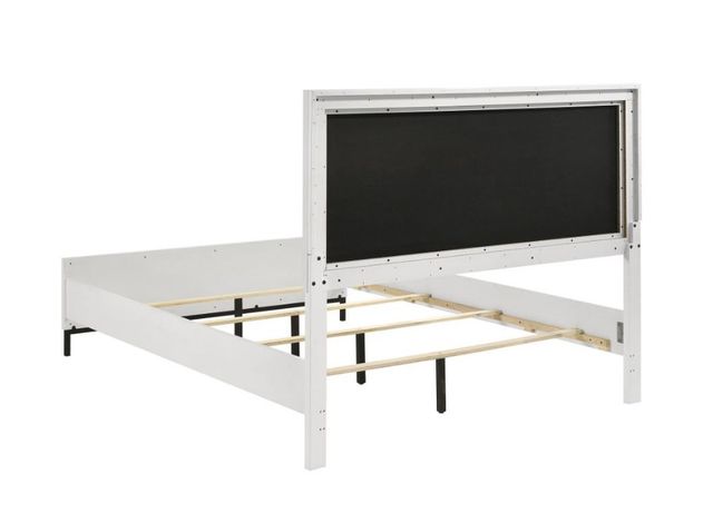Coaster® Sonara 5-Piece White Eastern King Panel Bedroom Set-2
