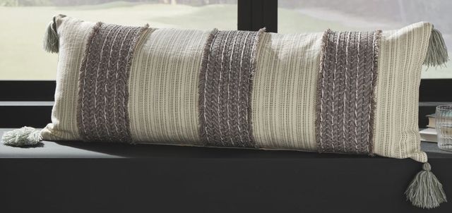 Signature Design by Ashley® Linwood 4-Piece Gray/Cream Pillows-2