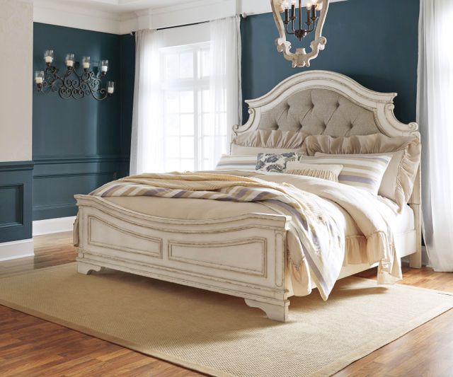 Signature Design by Ashley® Realyn Chipped White Queen Upholstered Panel Bed-5