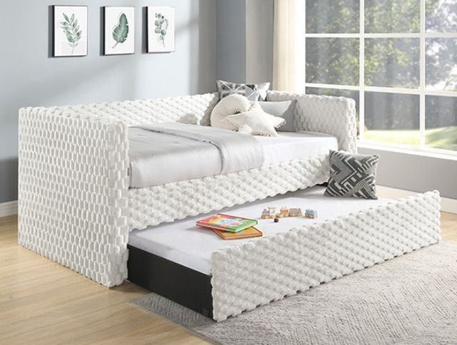 Crown Mark Molly White Dove Upholstered Daybed-1