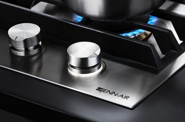 JennAir® 36" Stainless Steel Natural Gas Cooktop-5