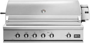 Front view of the DCS Series 7 4-Burner Stainless Steel Built In Natural Gas Grill