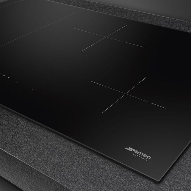Smeg Professional 30" Black Induction Cooktop-2