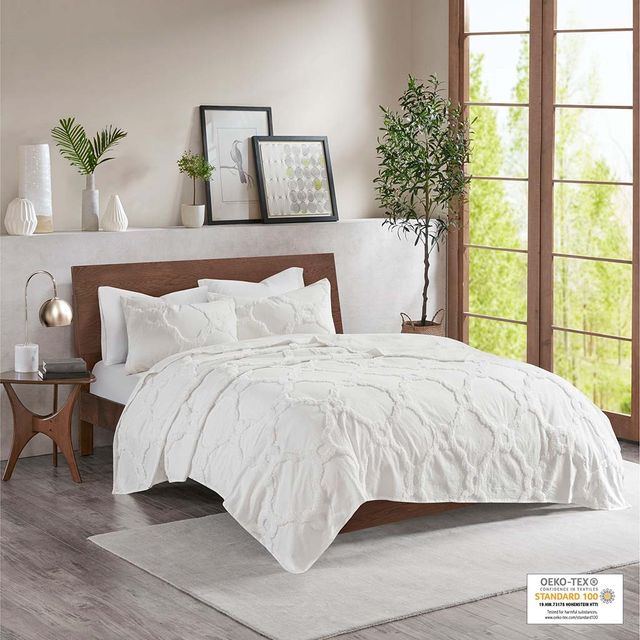 Olliix by Madison Park 3 Piece White Full/Queen Pacey Tufted Cotton Chenille Geometric Coverlet Set-0