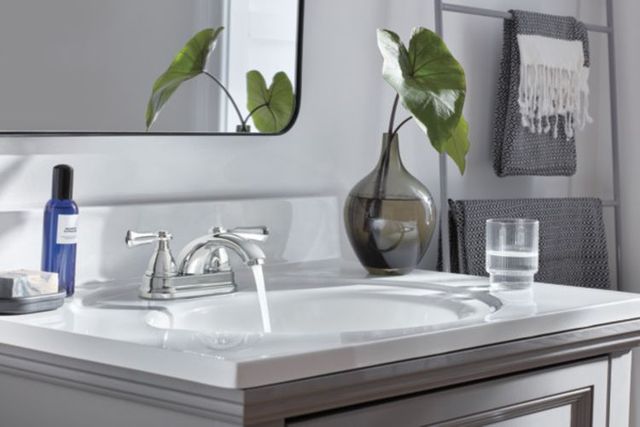 Peerless Elmhurst® Chrome 2-Handle Centerset Bathroom Faucet-3