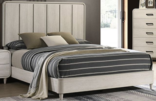 Crown Mark Nyomi White Queen Panel Bed-0