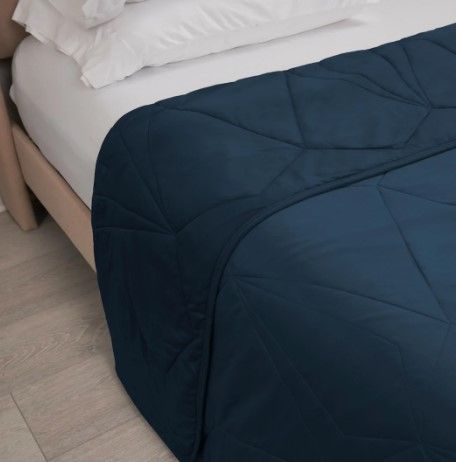 BEDGEAR® Navy Moisture-Wicking King Cooling Bed Blanket-4