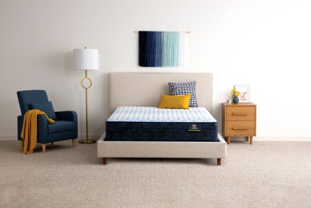 Serta® Classic® Dorian 12.5" Wrapped Coil Firm Tight Top Queen Mattress-6