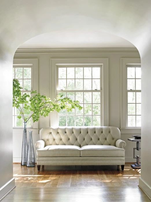 Lexington Home Customizable Oyster Bay Hillstead Leather Settee-1
