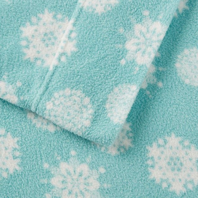Olliix by True North by Sleep Philosophy 4 Piece Blue Snowflake Full Micro Fleece Sheet Set-1