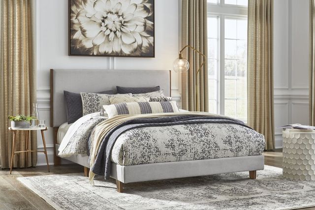 Signature Design by Ashley® Tranhaus Beige King Upholstered Bed-2