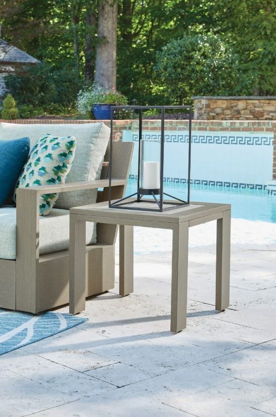 Signature Design by Ashley® Kimpton Isle Brown Aluminum Outdoor End Table-3
