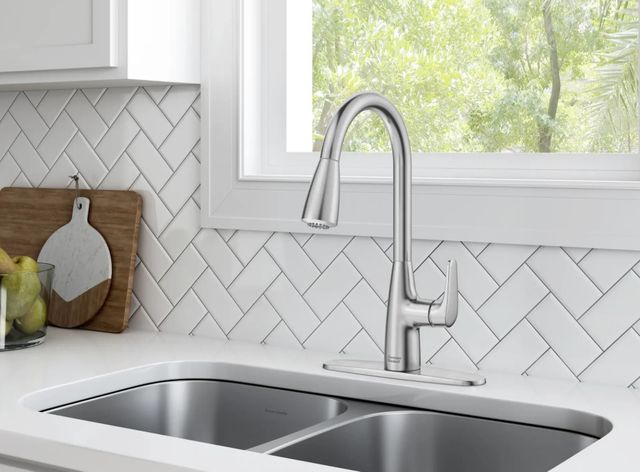 American Standard Colony® PRO Stainless Steel Single-Handle Pull-Down Dual Spray Kitchen Faucet-1