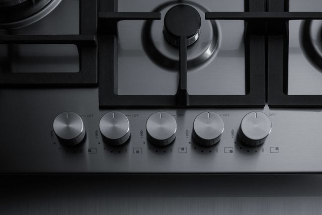 Summit® 30" Stainless Steel Natural Gas Cooktop -2