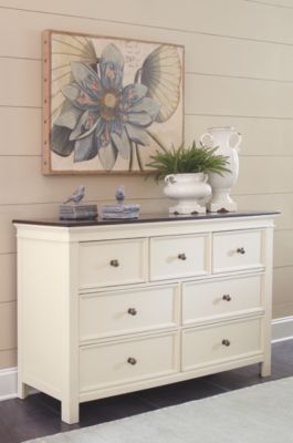 Signature Design by Ashley® Dierdra Antique White Urn-3