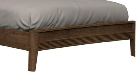 Country View Woodworking Westwood Bedroom Brown Maple Square Wood and Upholstered Queen Bed-2