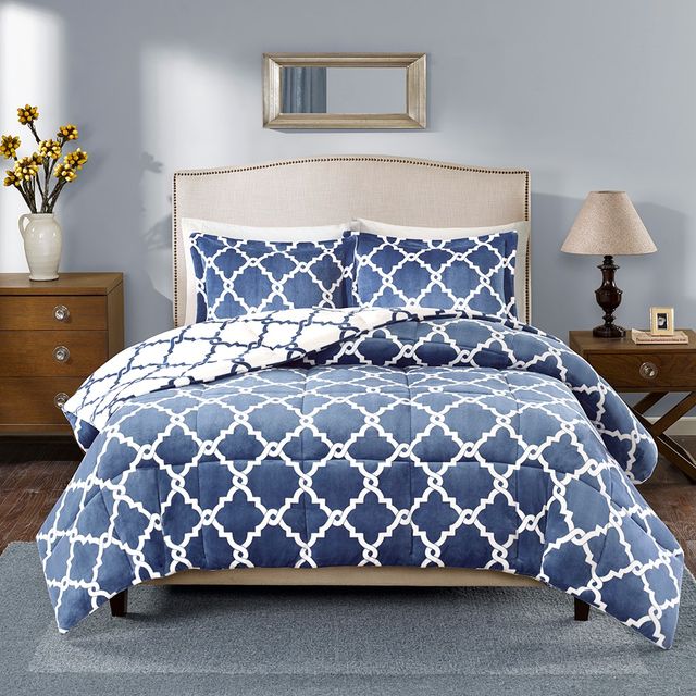 Olliix by True North by Sleep Philosophy Peyton Navy Full/Queen Reversible Plush Comforter Mini Set-0